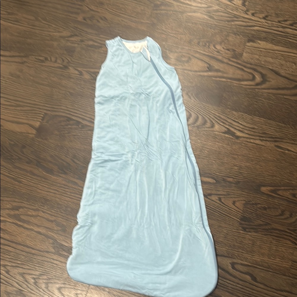 Kyte BABY Soft Blue Zippered Top